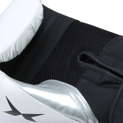 Xpeed XP2801 Elite Contender boxing gloves in black with padding, designed for professional protection and performance.