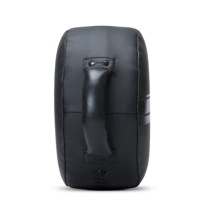 XPEED XPEED Matt PU round striking pad XP3064 for boxing and MMA training, with a durable shield design for impact absorption.