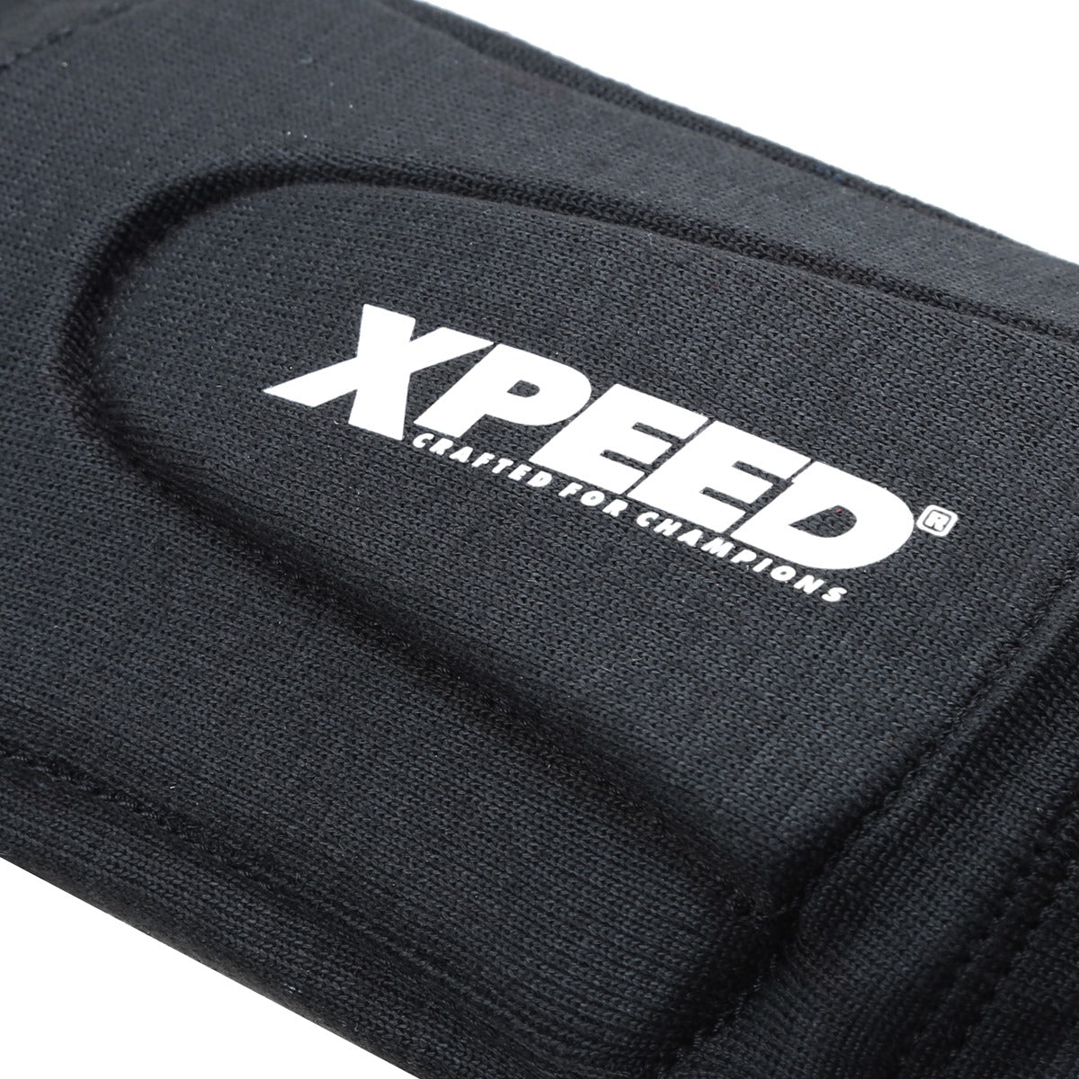 XPEED XP3068 fabric knee guard with high-density foam for sports and outdoor training, showing reinforced knee support.